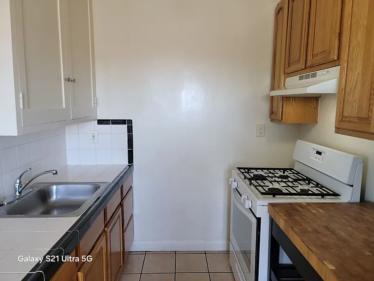 The Patricia Apartments — Photo 18