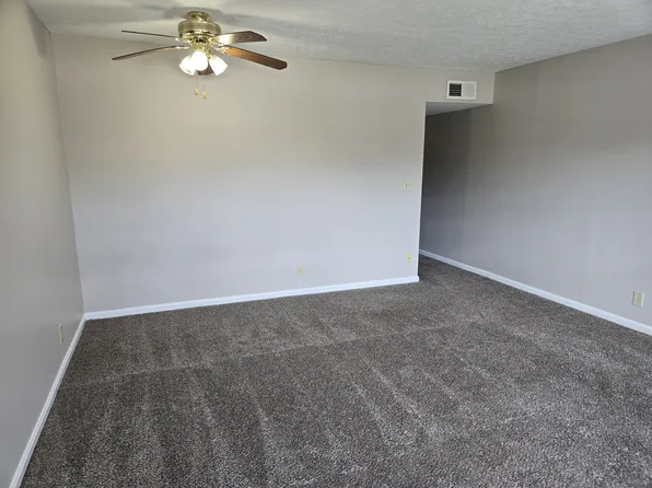 2820 Del Rio Pl #14, Louisville, KY 40220