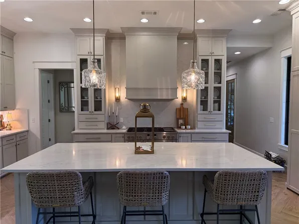 (undisclosed Address), Gravette, AR 72736