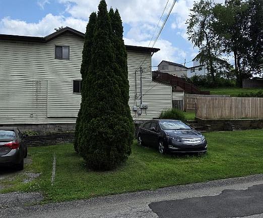 5th image of 192 Hickory St APT A