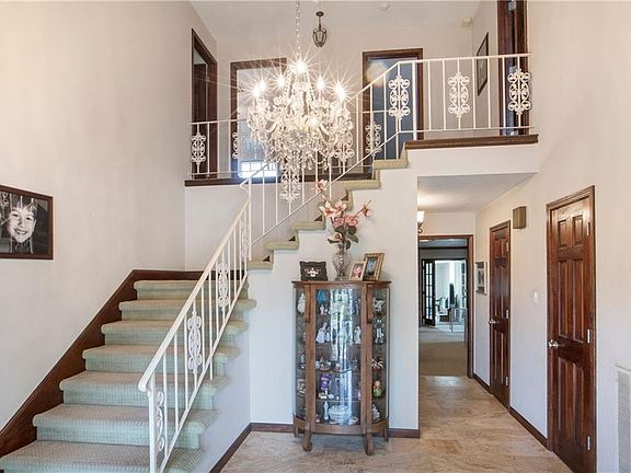 3rd image of 505 Georgia Ct