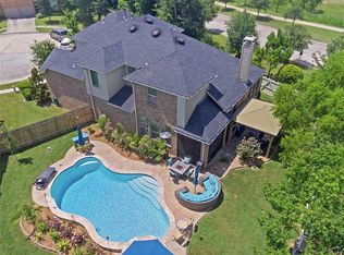 8203 Peppervine Ct, Conroe, TX 77385