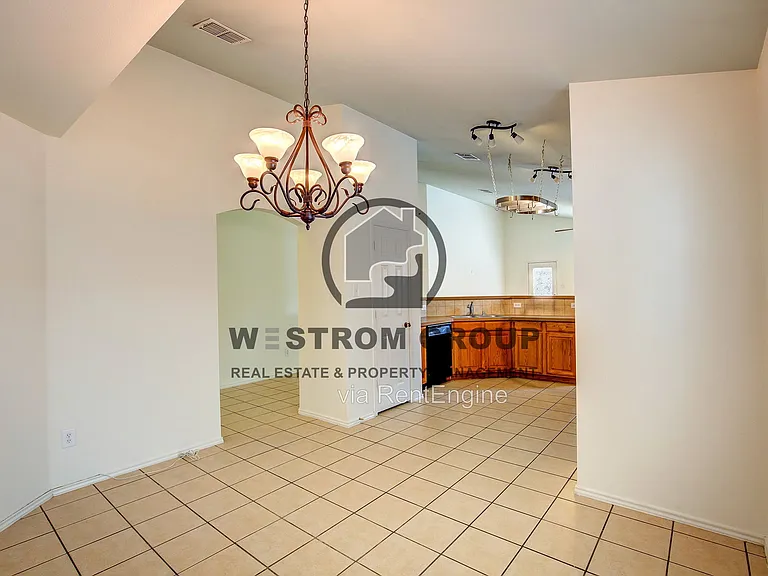 10200 Pear St — Photo 19