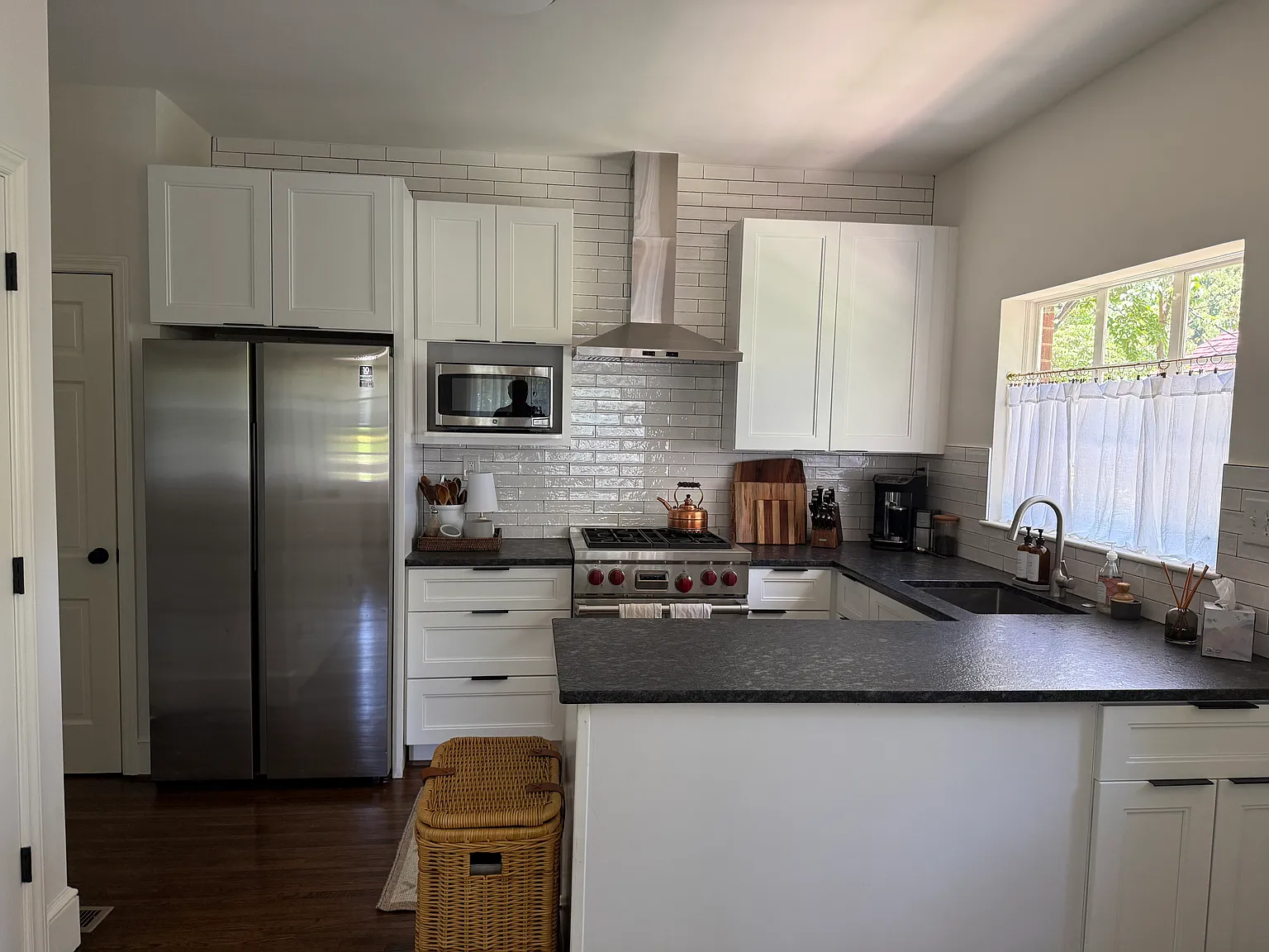 3 bed, 1905 sqft, $5,000 — Photo 4