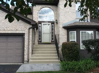 746 Kresswood Dr, McHenry, IL