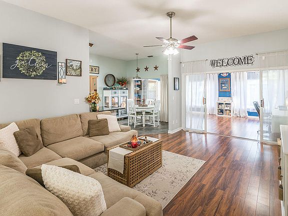 2nd image of 1271 Royal Birkdale Ct