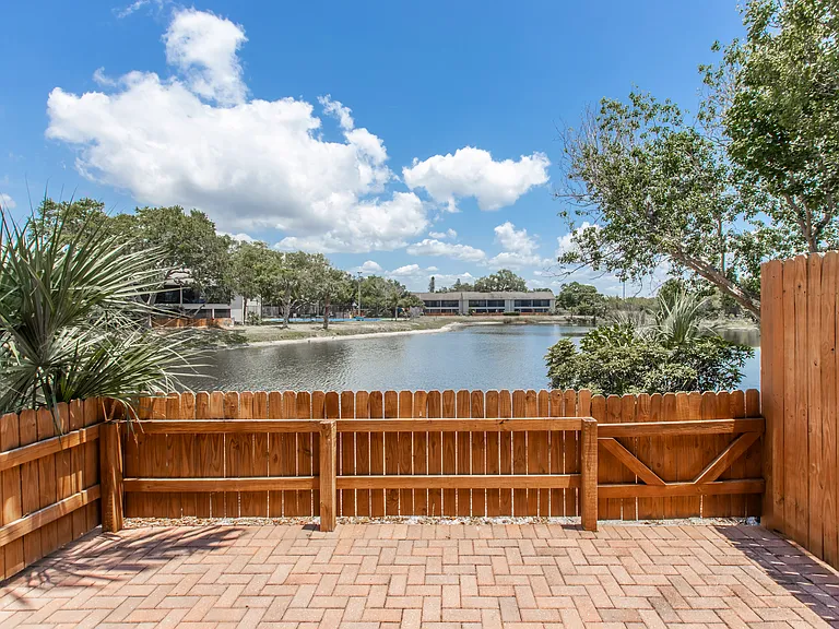 Solana Vista — Photo 11
