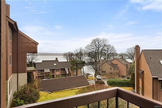 1st image of 1305 Eagle Bay Dr #1305