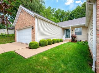 1612 N Pointe Dr NW, Canton, OH 44708