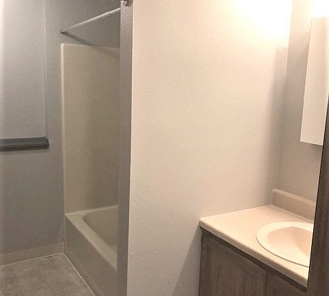 5th image of 386 Westchester Sq S #4