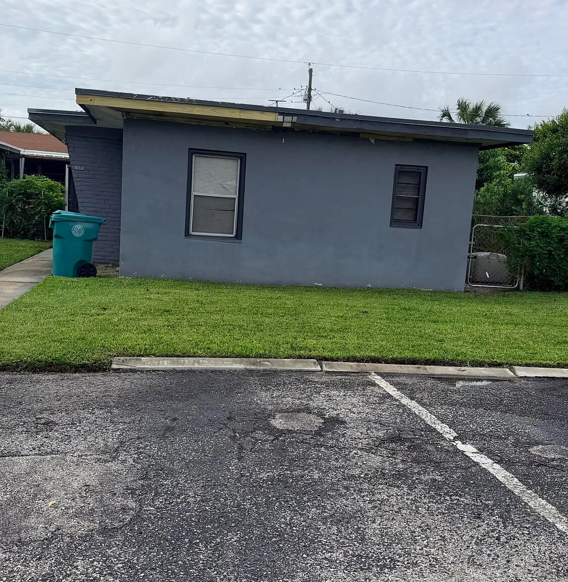 1 bed, 1.0 bath, 350 sqft, $1,390 — Photo 4