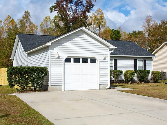 2nd image of 148 Oakley Dr