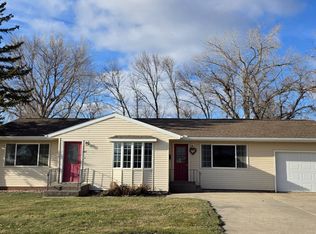 610 Studdart Ave, Graceville, MN 56240