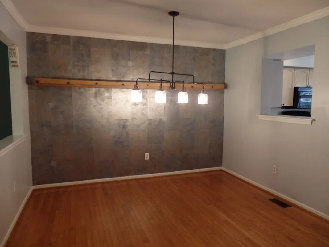 3 bed, 2.5 bath, 1560 sqft, $2,950 — Photo 4