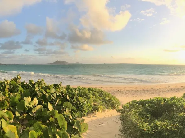 202 S Kalaheo Ave, Kailua, HI 96734