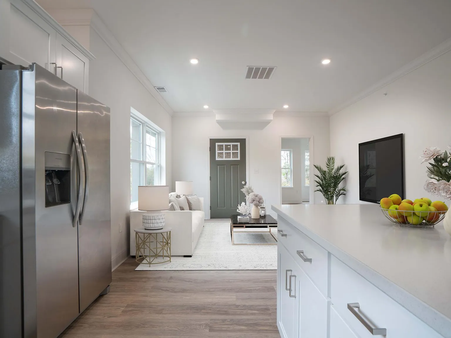 Station Lane Apartments — Photo 4