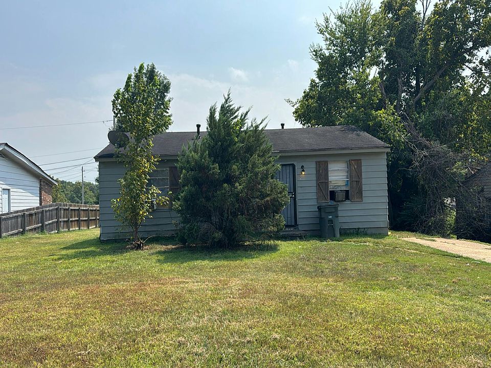 1st image of 391 Washburn Dr