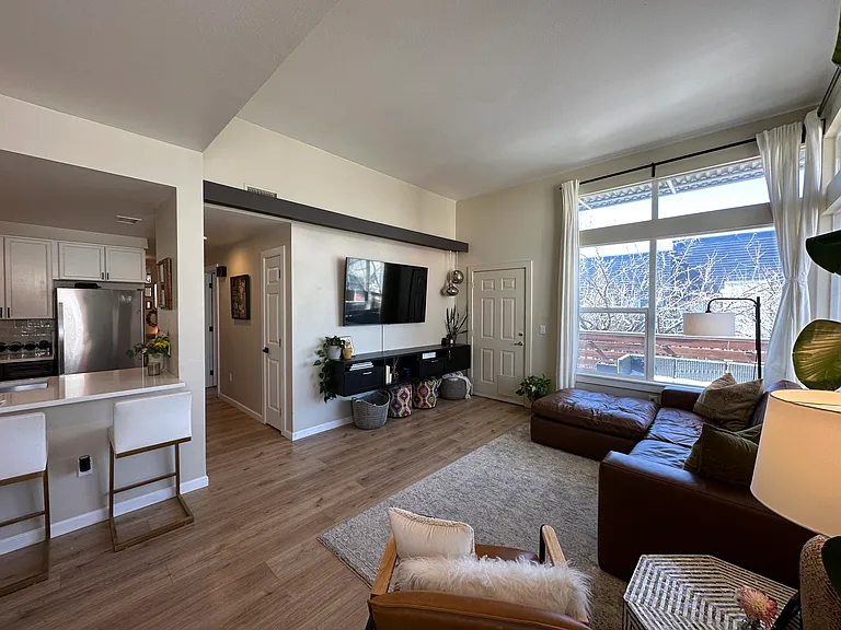 2818 Syracuse St #221 — Photo 14