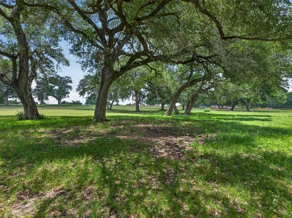 0 Artesian Park Ln, Brenham, TX 77833