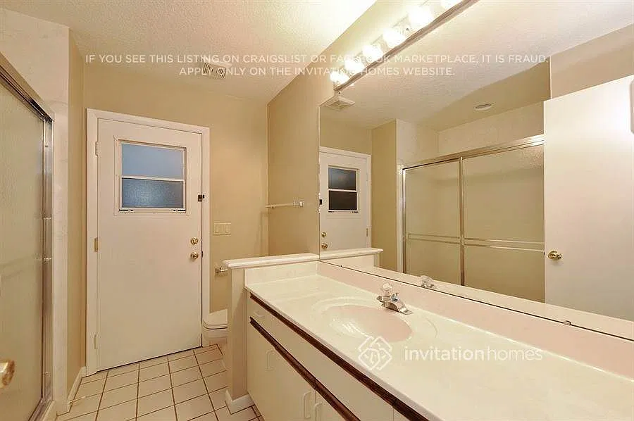 828 Carnoustie Dr Venice, FL 34293 — Photo 2