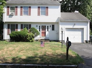 45 Inglewood Ave, Springfield, MA 01119