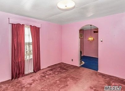 2nd image of 32 Bedford St
