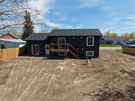 5th image of 934 Mount Pleasant Rd