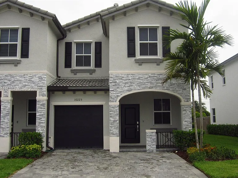 16225 SW 288th Ter — Photo 1