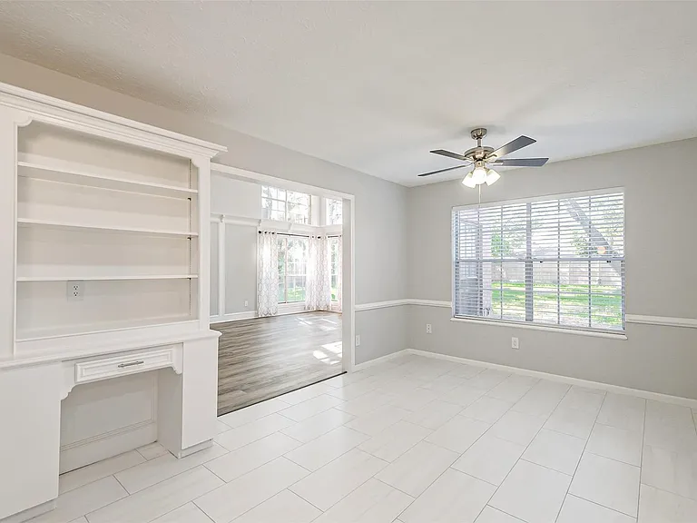 20506 Park Pine Dr — Photo 15