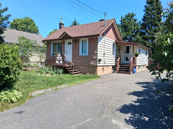 54 1st Ave, Greater Sudbury / Grand Sudbury, ON P3B 3L1