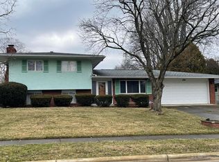 252 Dunbarton Rd, Columbus, OH 43230