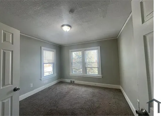 15011 Fairfield St — Photo 9