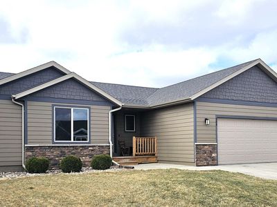 205 Creekside Ave, Harrisburg, SD, 57032