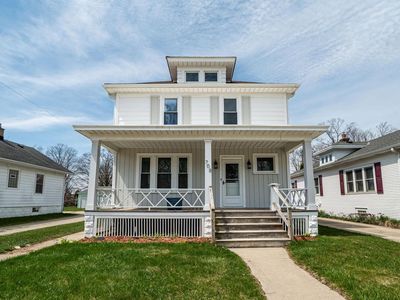 708 Belmont AVENUE, Racine, WI, 53405