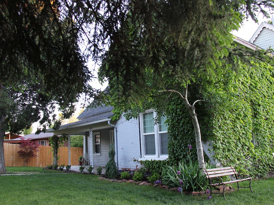 1st image of 4910 S Holladay Blvd