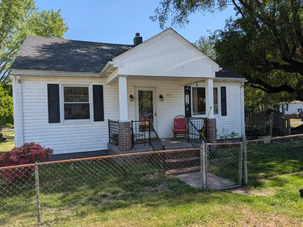 637 Pocahontas St, Glasgow, VA 24555