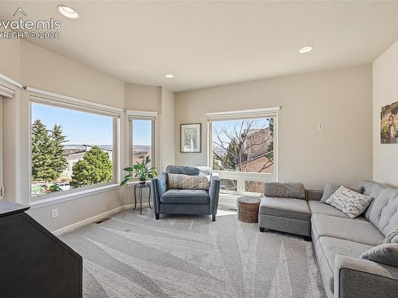 5th image of 2615 Tamora Way