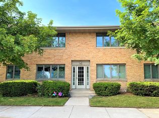 304 Center Ave APT 1, Sheboygan Fls, WI 53081