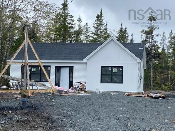 A 9 Woodchuck Ln, Goffs, NS B2T 1B9