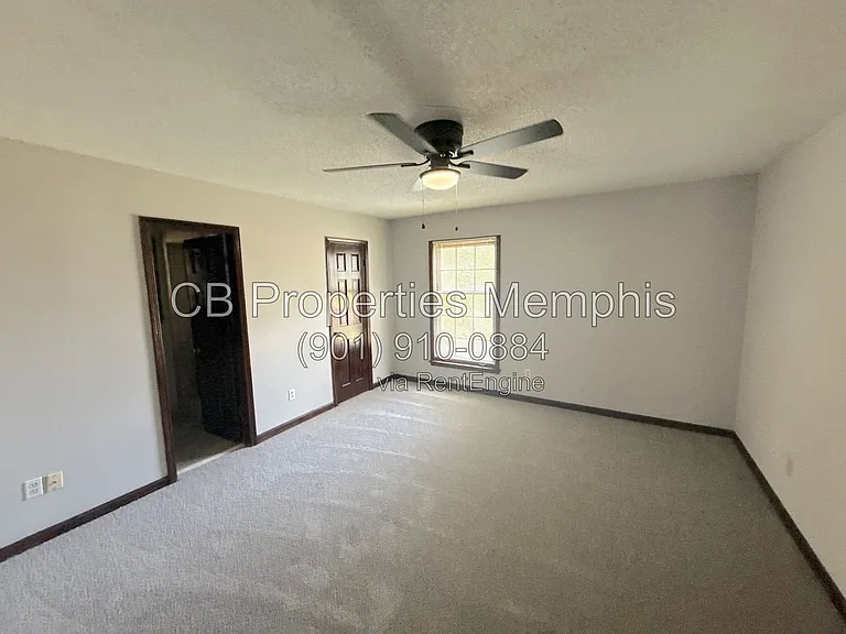 4336 W Hunters Glen St — Photo 4