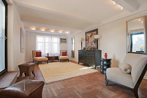 Sold by Corcoran | media 4