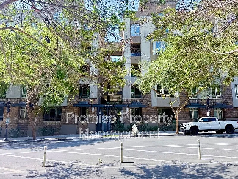 Building Photo - 1465 C St #3415