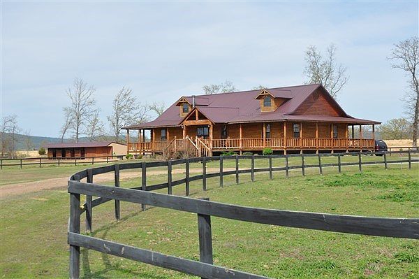 1st image of 53960 Lincoln Log Dr