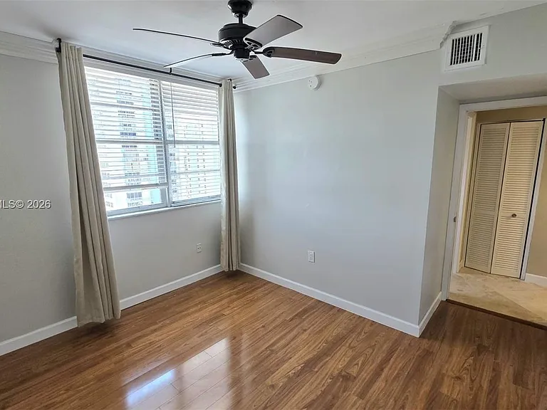 5825 Collins Ave #9C — Photo 21