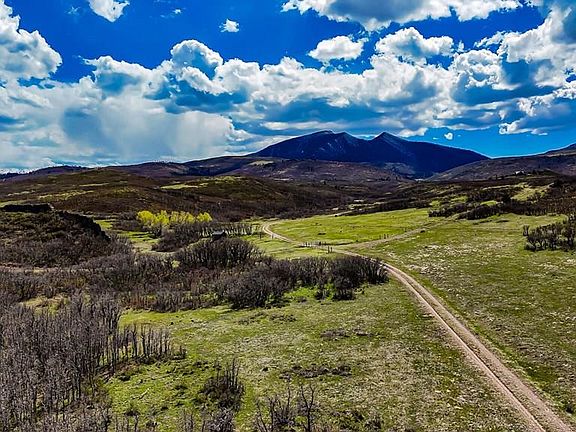 5th image of Rilling Canyon Rd