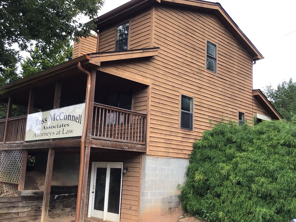 1st image of 72 Greenbriar Dr