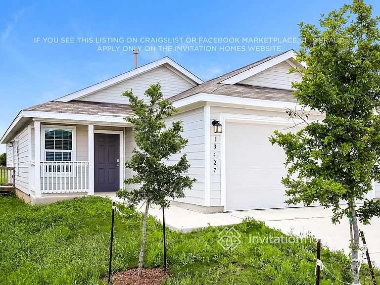 13427 Ashworth Blvd — Photo 3