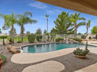 5722 S Amberwood Dr, Chandler, AZ 85248
