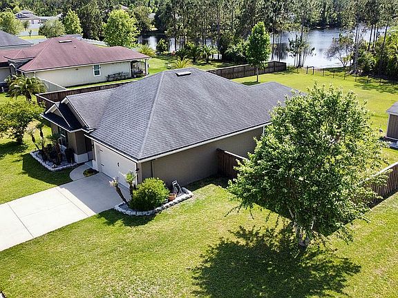 4th image of 125 S Prairie Lakes Dr