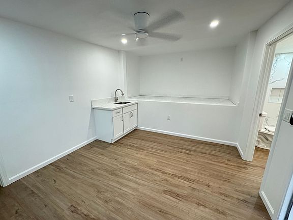 3rd image of 3622 Kumukoa St